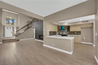 Photo #3: 2537703 Listing 