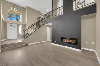 Photo #5: 2537703 Listing 