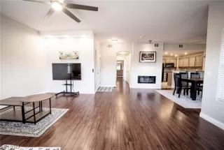 Photo #1: 2537727 Listing 