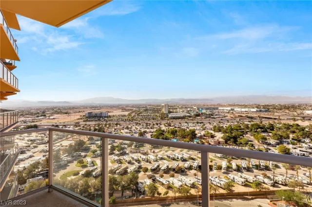 MLS: 2537752 Condo For Sale