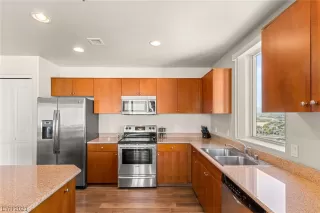 Photo #4: 2537752 Listing 