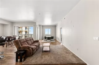 Photo #6: 2537752 Listing 