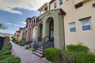 Photo #4: 2537760 Listing 