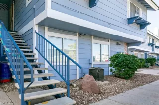 Photo #1: 2537765 Listing