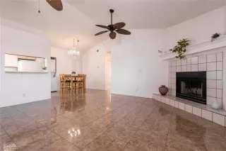 Photo #5: 2537765 Listing