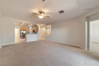 Photo #6: 2537773 Listing