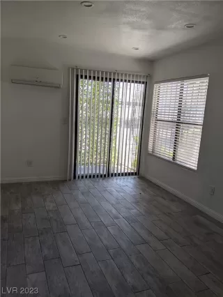 Photo #3: 2537782 Listing 