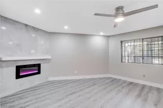 Photo #2: 2537803 Listing