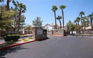 Photo #1: 2537826 Listing 