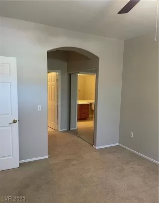 Photo #5: 2537826 Listing 