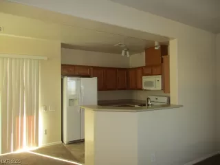 Photo #2: 2537835 Listing 