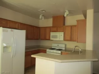 Photo #3: 2537835 Listing 