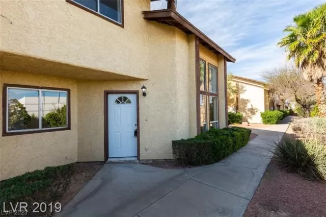 MLS: 2537841 Condo For Sale