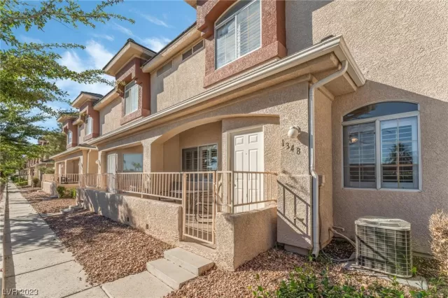 MLS: 2537847 Condo For Sale