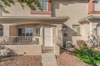 Photo #4: 2537847 Listing