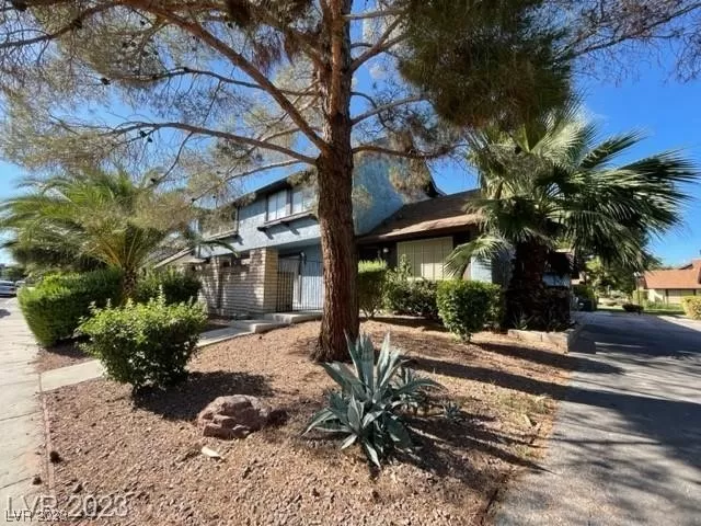 MLS: 2537884 Condo For Sale