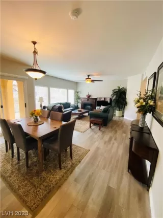 Photo #6: 2537916 Listing