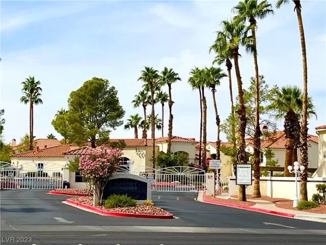 MLS: 2537968 Condo For Sale