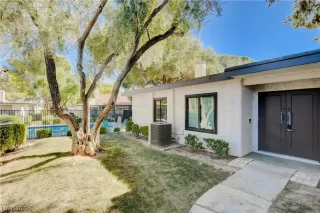 Photo #3: 2537969 Listing 