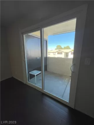 Photo #3: 2537995 Listing 