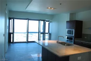 Photo #5: 2538013 Listing 