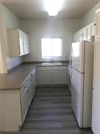 Photo #5: 2538017 Listing 