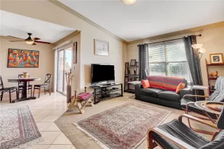 Photo #5: 2538030 Listing 