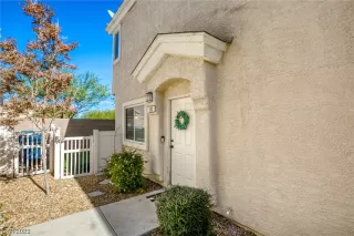 Photo #6: 2538107 Listing