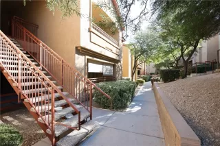 Photo #1: 2538126 Listing