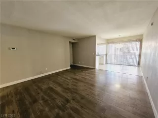 Photo #2: 2538142 Listing 