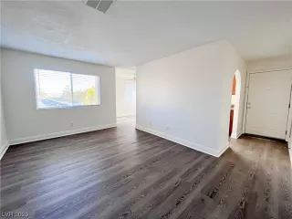 Photo #1: 2538168 Listing 