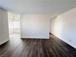 Photo #2: 2538168 Listing 