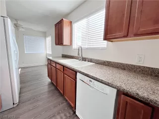 Photo #5: 2538168 Listing 