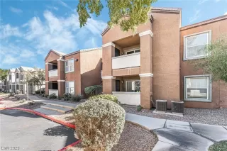 Photo #2: 2538206 Listing