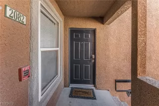 Photo #3: 2538206 Listing