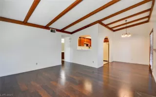 Photo #1: 2538295 Listing