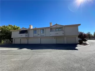 Photo #1: 2538308 Listing