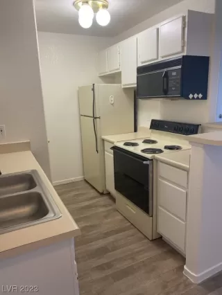 Photo #3: 2538325 Listing 