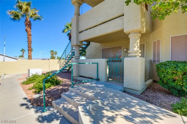 MLS: 2538333 Condo For Sale
