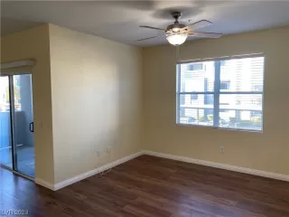 Photo #6: 2538380 Listing