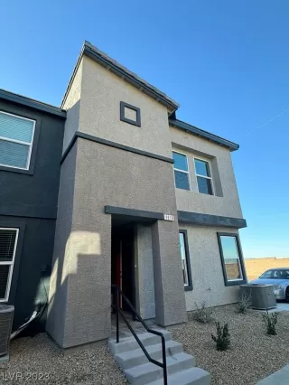 Photo #1: 2538417 Listing 