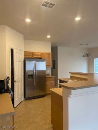 Photo #2: 2538477 Listing 