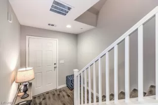 Photo #4: 2538511 Listing