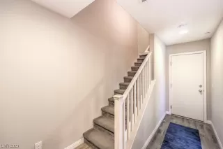 Photo #5: 2538511 Listing