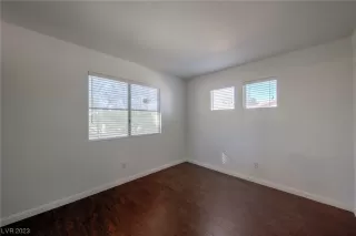 Photo #2: 2538541 Listing