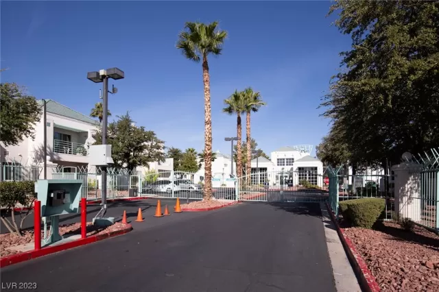 MLS: 2538576 Condo For Sale