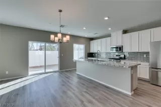 Photo #2: 2538606 Listing