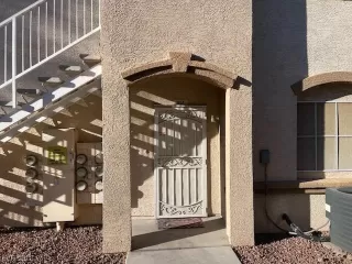 Photo #1: 2538628 Listing