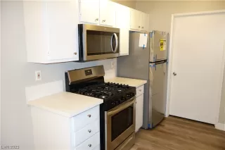 Photo #2: 2538630 Listing 