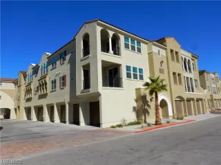 Photo #2: 2538634 Listing 